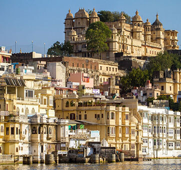 visit beautiful Udaipur city with indiator
